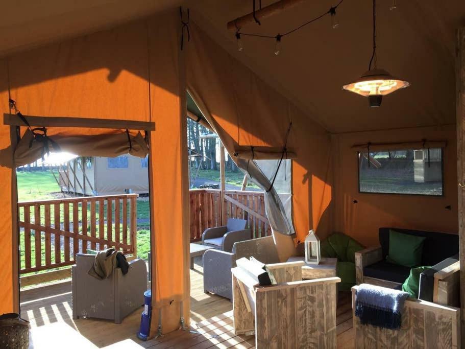 Lapwing Safari Tent Cheltenham Zewnętrze zdjęcie
